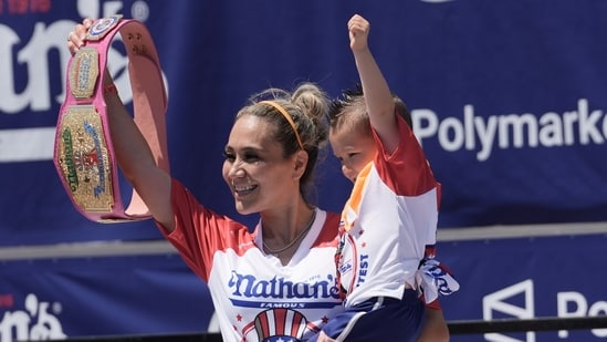 Valor neto de Miki Sudo: ¿Cuánto ganó el campeón del concurso de comer perritos calientes de Nathan después de ganar?