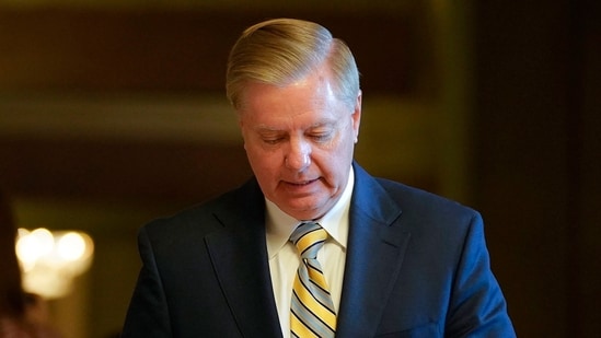 Lindsey Graham habló con Trump en las últimas horas y bromeó antes de su muerte: ‘No puedo morir ahora’