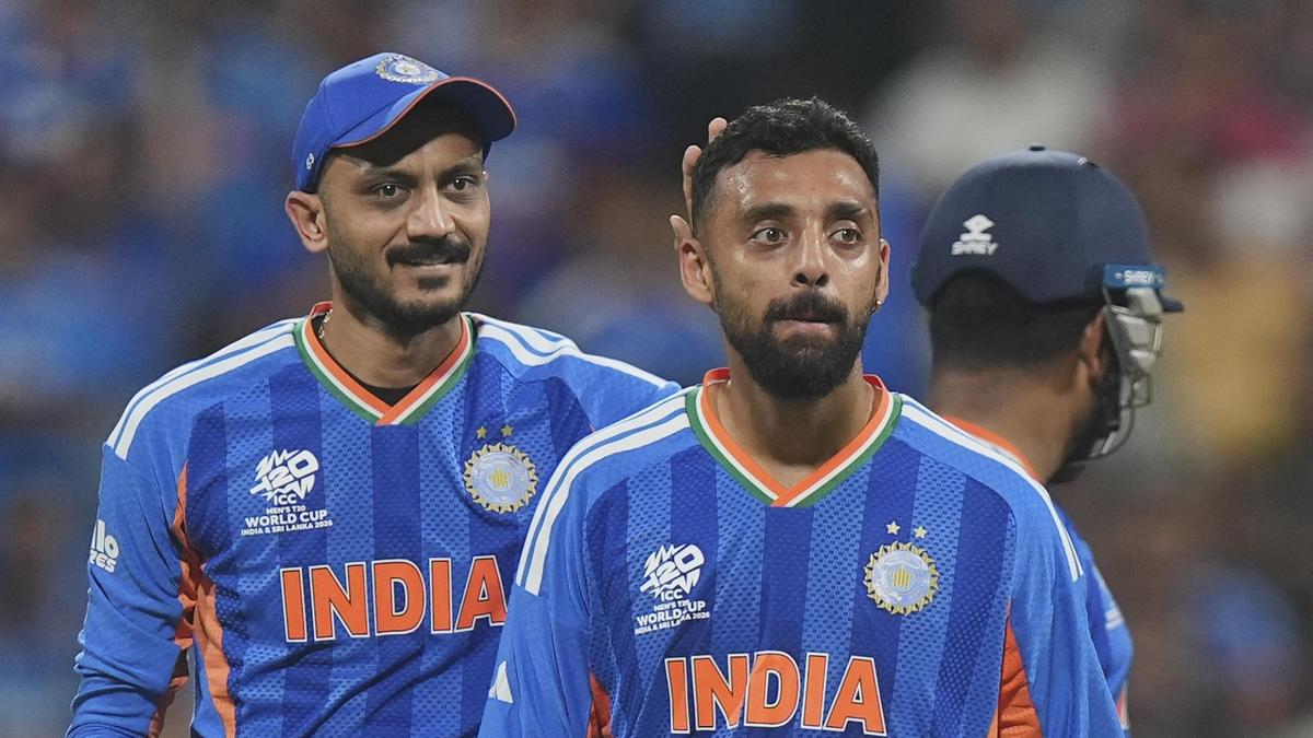 Copa del Mundo T20 2026: India tiene un problema creciente con Varun Chakaravarthy, pero Axar Patel dice que todavía tiene el ‘factor X’