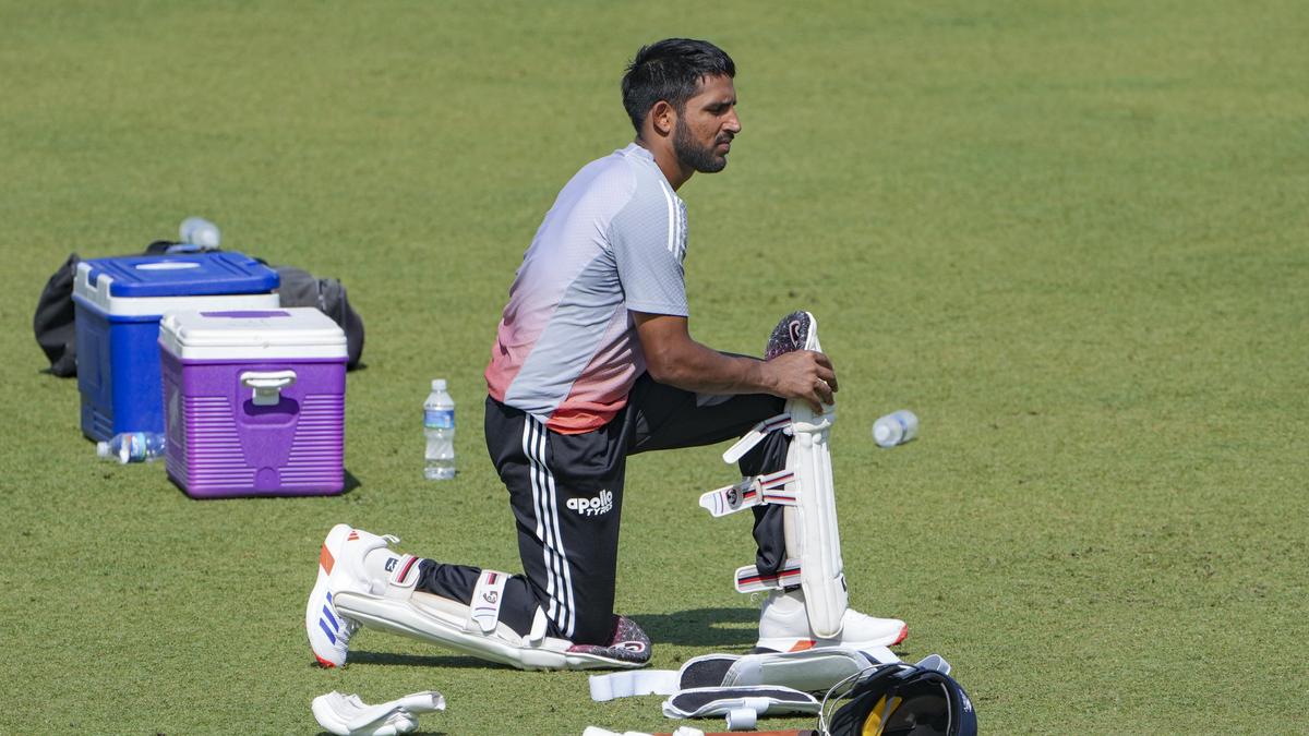 Dhruv Jurel rompe la lista inaugural Cien durante el partido UP vs Baroda Vijay Hazare Trophy 2025-26