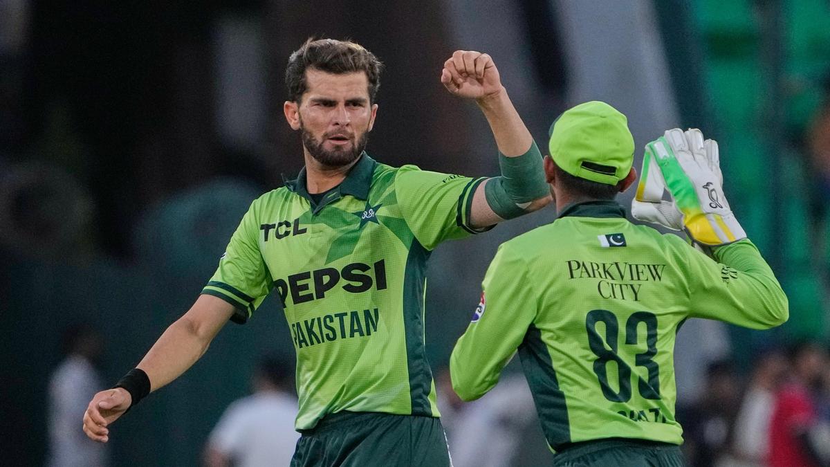 PAK vs AUS 3er ODI, puntuación en vivo: Pakistán está a seis puntos persiguiendo a 157