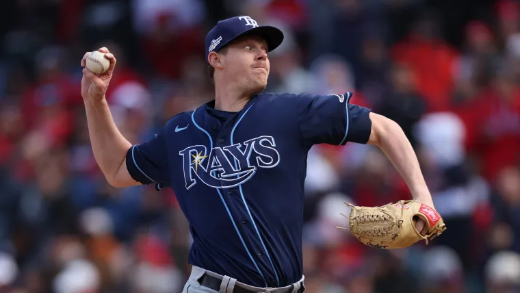 Los Rays lo dejaron caminar, pero ahora tres equipos quieren arreglar a Pete Fairbanks