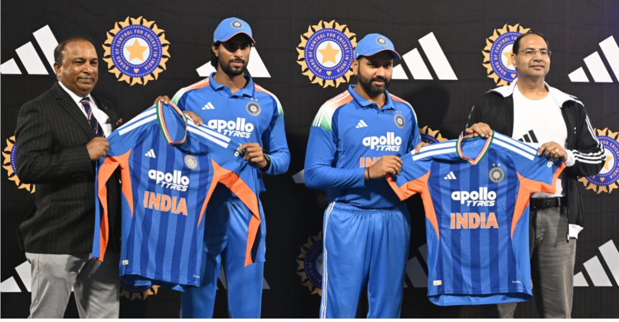 Rohit Sharma y Tilak Varma presentan la nueva camiseta de la India para la Copa Mundial T20 2026