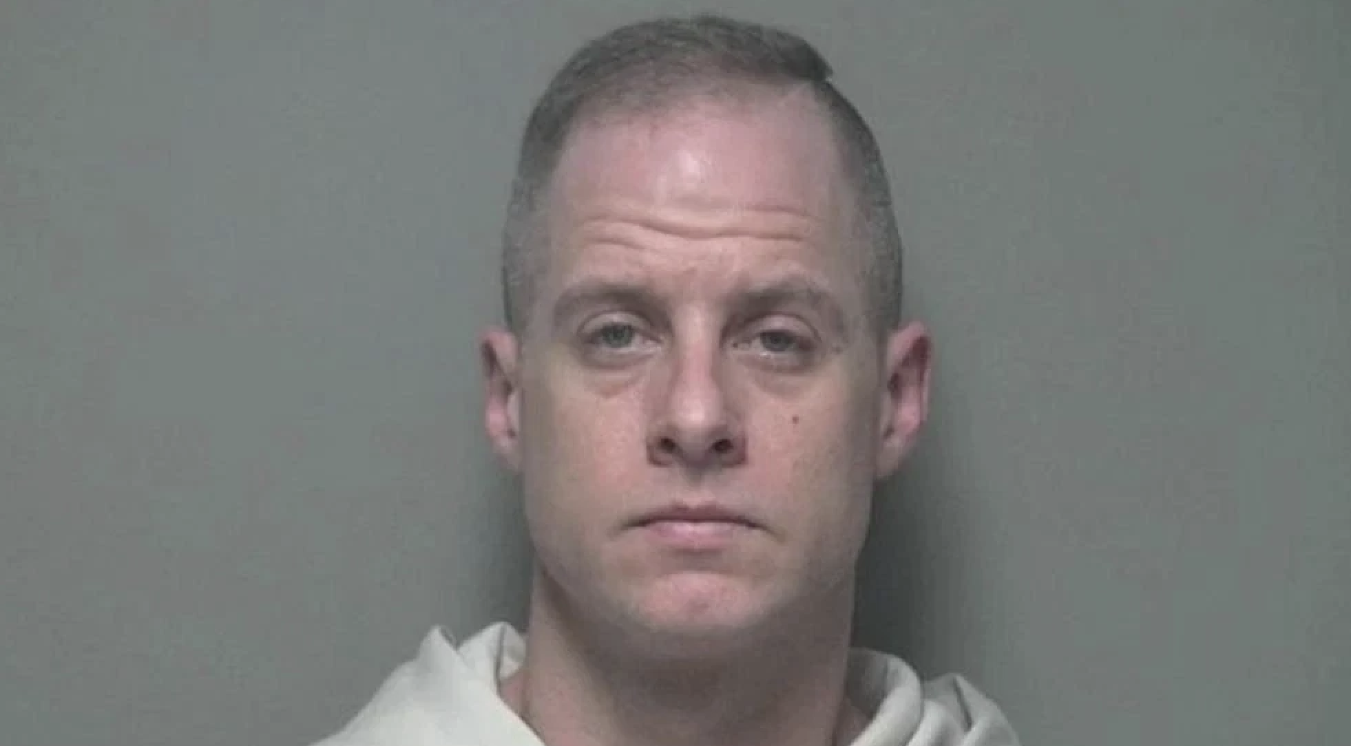 Ex concursante de ‘American Idol’ arrestado por asesinar a su esposa