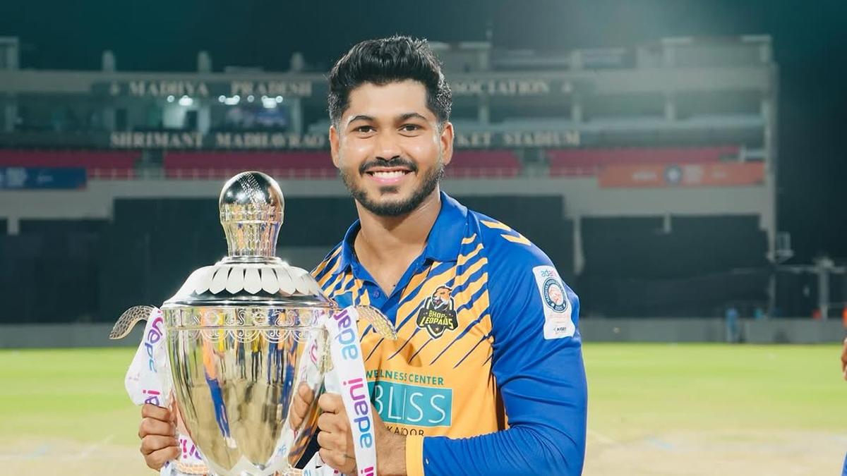 KKR vs SRH IPL 2026: ¿Quién es el jugador de Madhya Pradesh, Shivang Kumar, que hizo su debut con SRH?