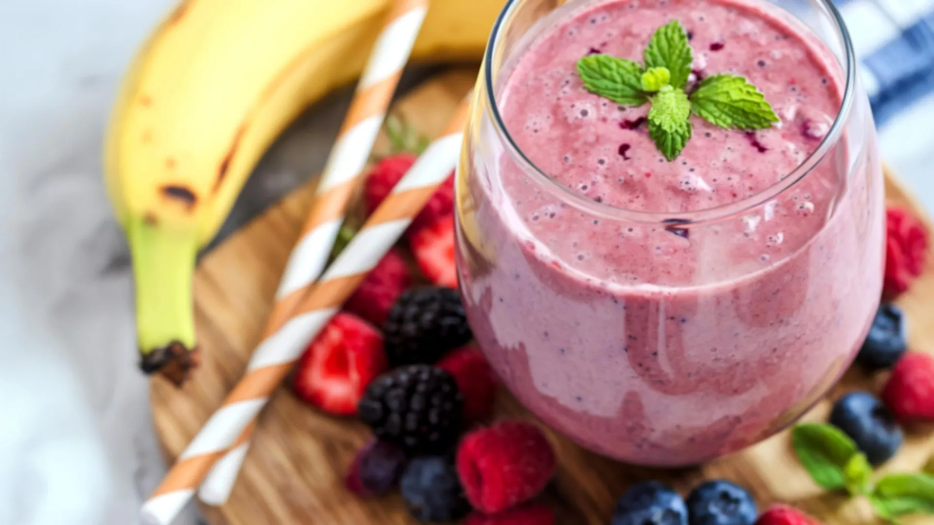 Smoothie-Ingredient-Combinations-Impact-Nutrient-Absorption-Study-Finds.webp.webp.webp