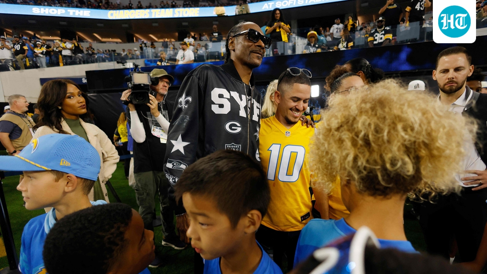 Snoop_Dogg_1766695145017_1766695145198.jpg