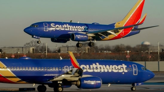 Southwest-Flight-Attendants-0_1714067024880_1773582779463.jpg