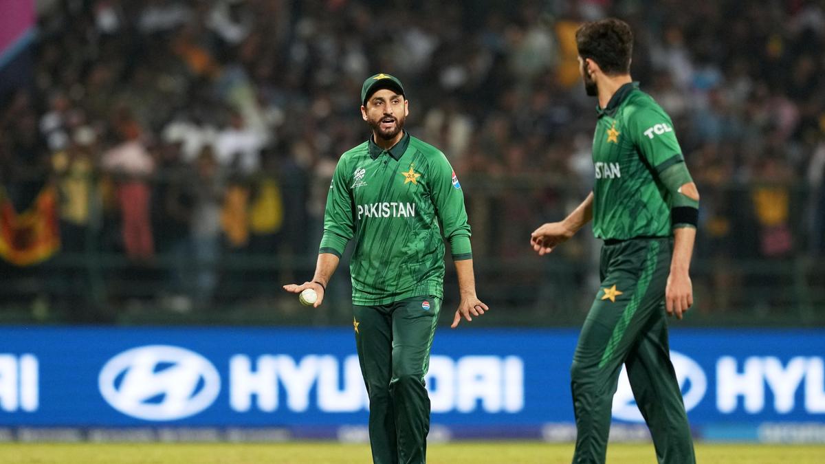 El PCB estudia imponer multas a los jugadores de Pakistán por su derrota en el Mundial T20 2026