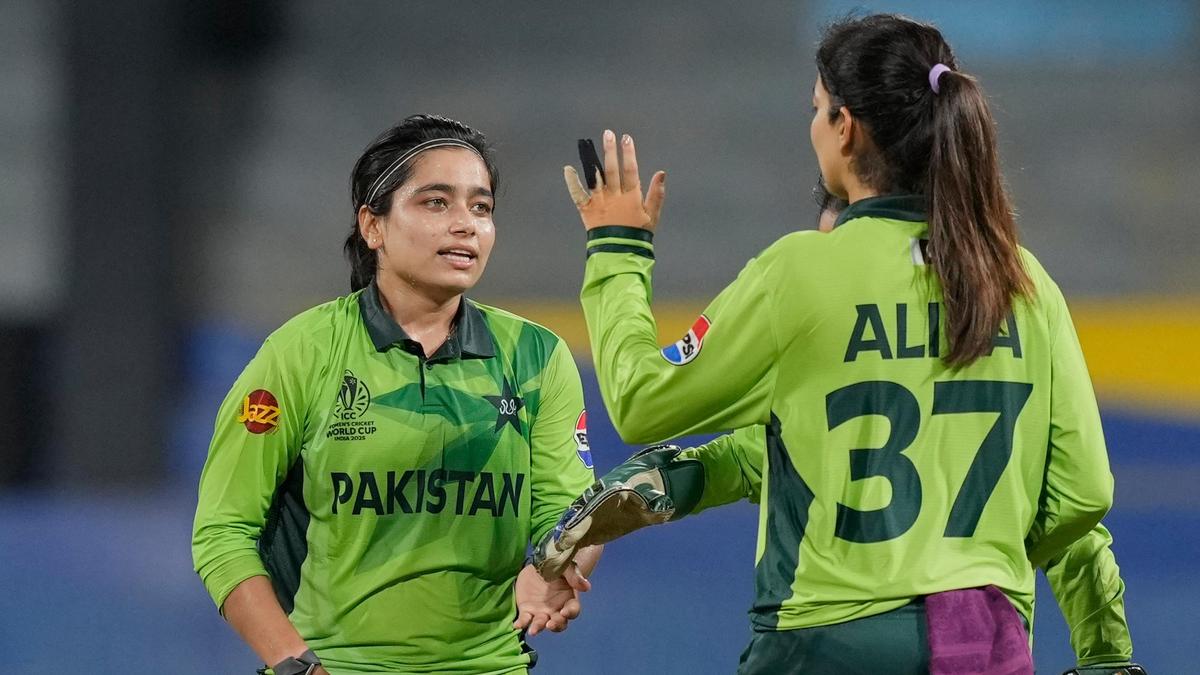 Copa Mundial Femenina T20 2026: Wahab insta a las mujeres paquistaníes a adaptarse al ataque