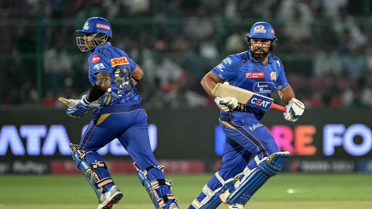 TH2820MUMBAI20INDIANS201.jpg