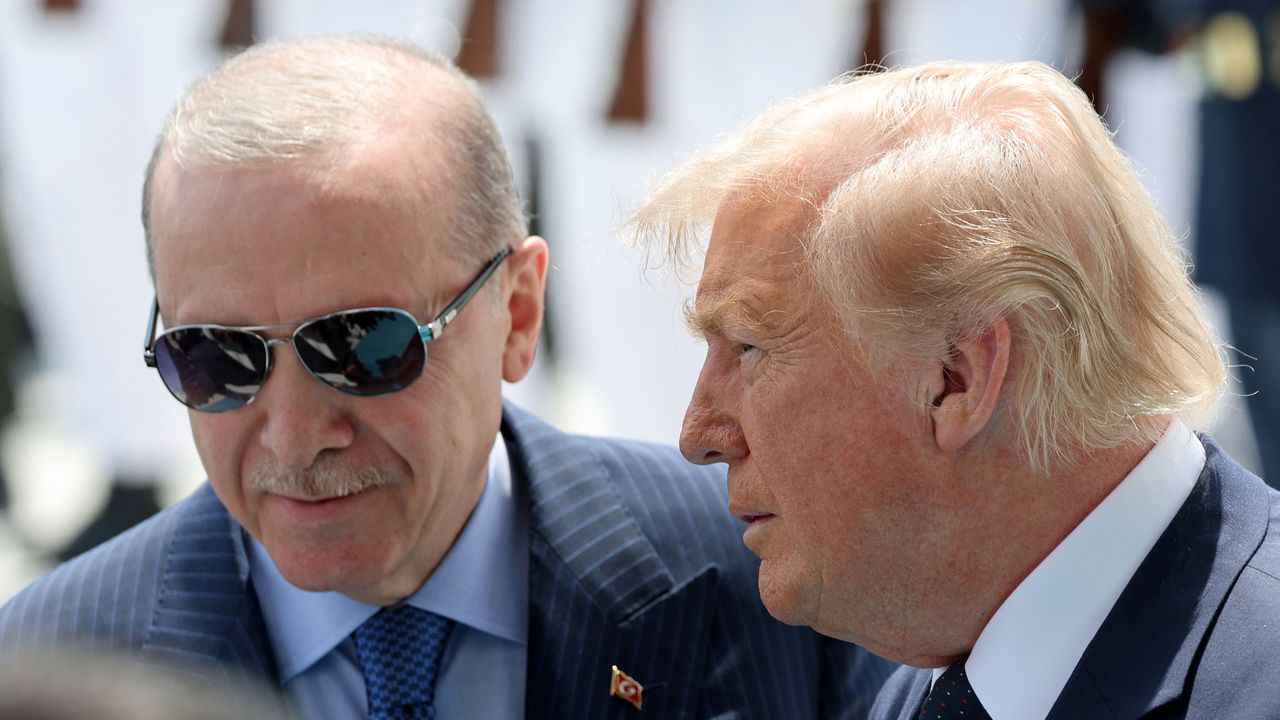 Trump y la OTAN persiguen a Erdoğan, el hombre fuerte de Turquía
