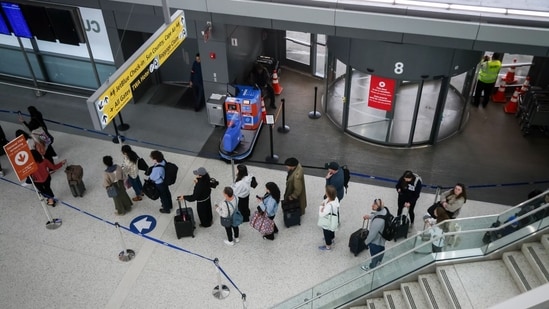 TSA-DHS-FUNDING-60_1779137443080_1779137447894_a7e16406-83e4-49d2-ac89-0c20530768af.jpg