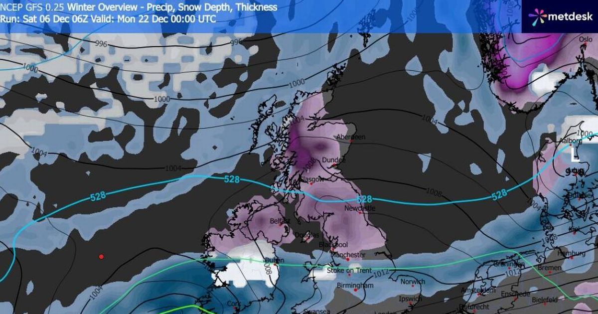 Three-Snowstorms-Could-Hit-the-UK-Before-Christmas-Possible-Snow.jpg