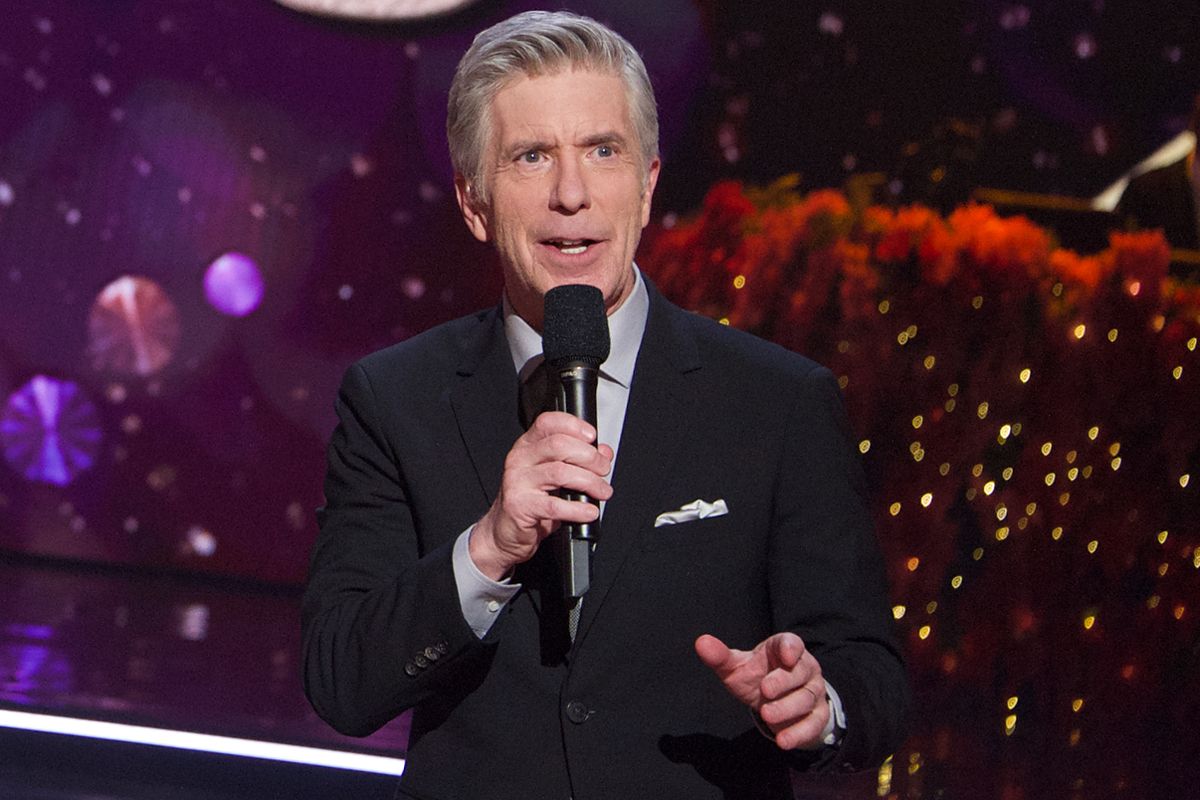 Tom Bergeron regresa a Dancing with the Stars para la celebración del 20 aniversario
