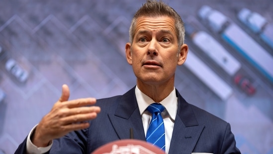 Accidente de LaGuardia: ¿solo estuvo presente un controlador ATC durante el accidente en la pista? Sean Duffy refuta esta afirmación