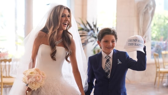 ¿Quién es Erin Elmore, la esposa de Dan Scavino? Trump y Musk entre los invitados mientras surgen fotos de la boda de Mar-a-Lago