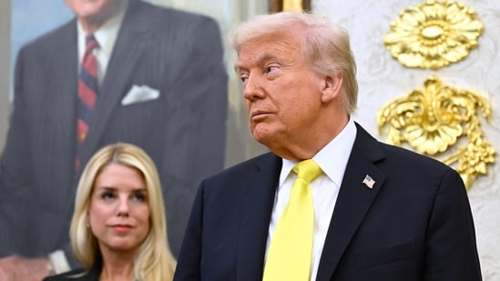 10 leales a Trump que fueron despedidos después de caer en desgracia | ver la lista