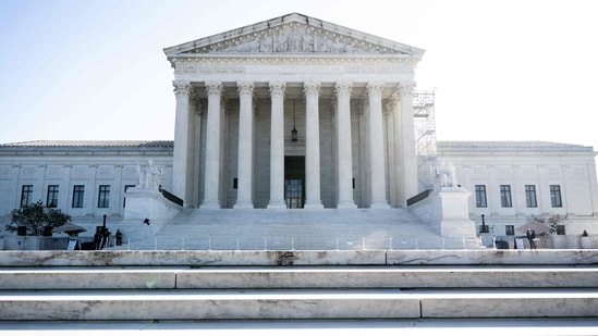 US-JUSTICE-POLITICS-SUPREMECOURT-8_1730543118496_1774285087443.jpg