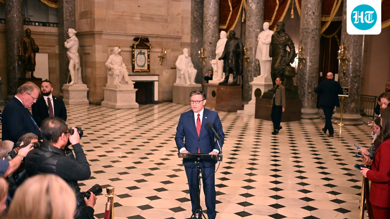 ¿Qué es HR 5371? Todo lo que necesita saber mientras la Cámara aprueba un proyecto de ley para poner fin al cierre del gobierno