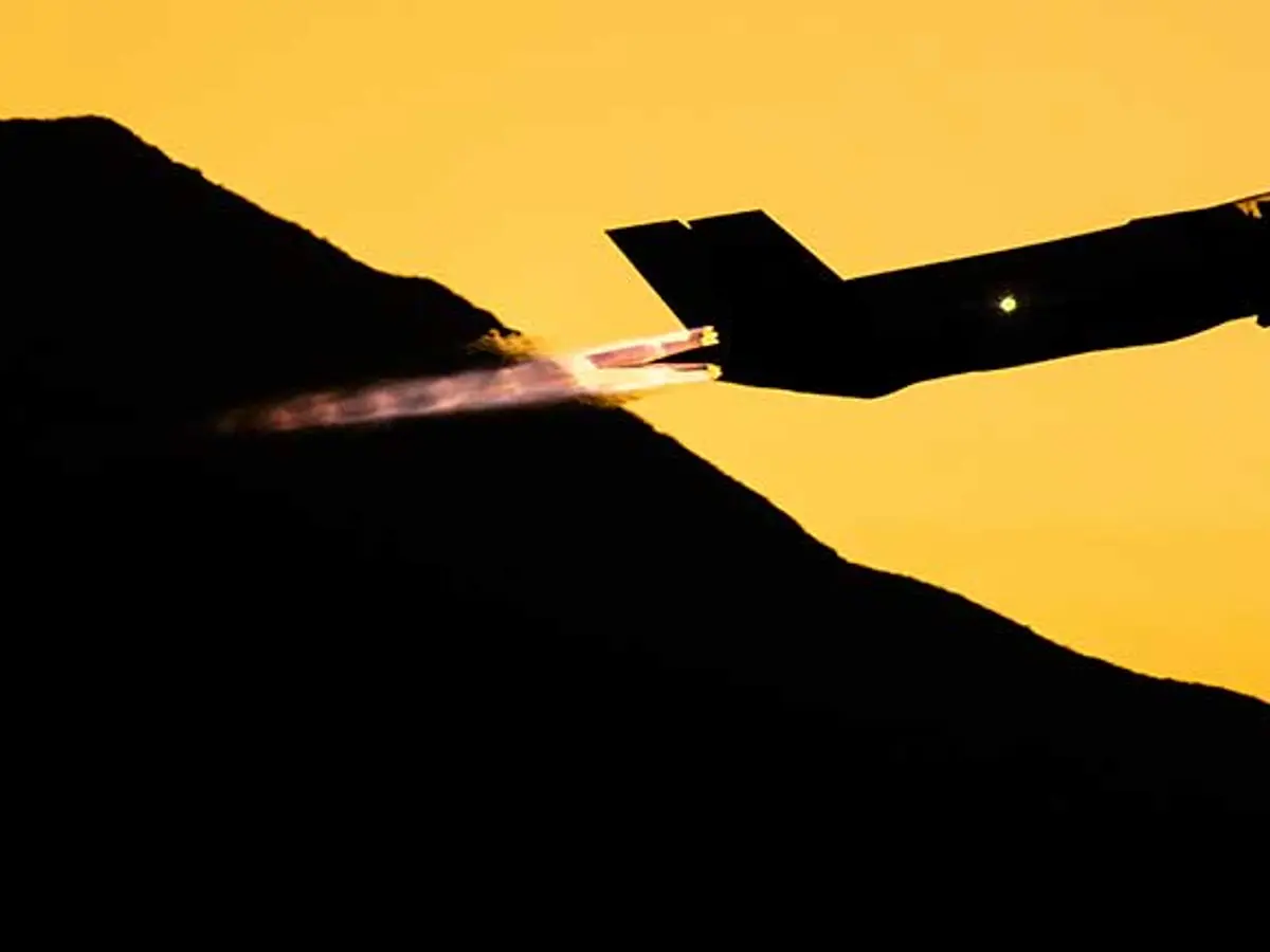 US-Successfully-Conducts-First-Non-Nuclear-Test-of-B61-12-Bomb-on.jpg