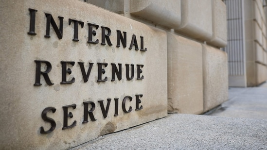 ¿Se puede solicitar la devolución del impuesto de una persona fallecida? Lo que dice el IRS