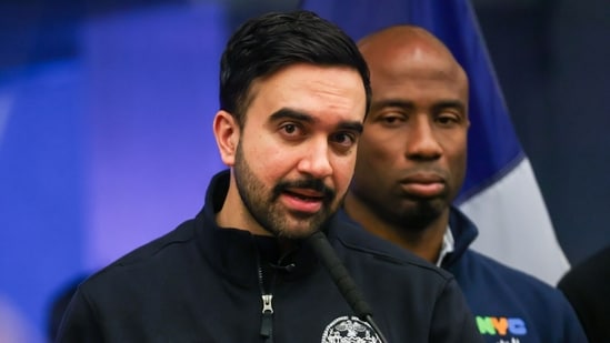 Mamdani desgarrado por los neoyorquinos iraníes por el comentario sobre la “guerra ilegal”: “Sois basura humana”