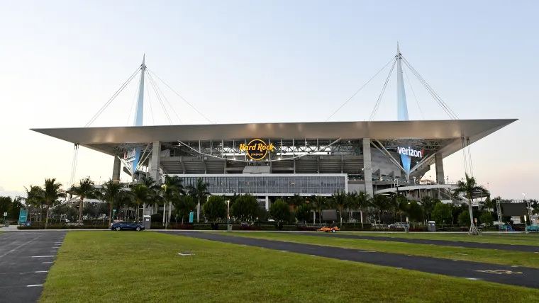 Los precios del aparcamiento del Campeonato Nacional de la CFP son tan altos que cuesta menos remolcarlo