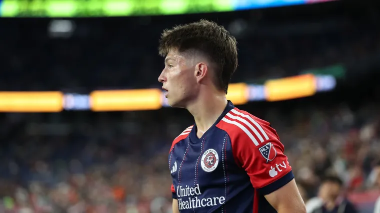 Cómo Italia falló dos tiros penales, el ganador de Esmir Bajraktarević envía a Bosnia y Herzegovina al Mundial 2026