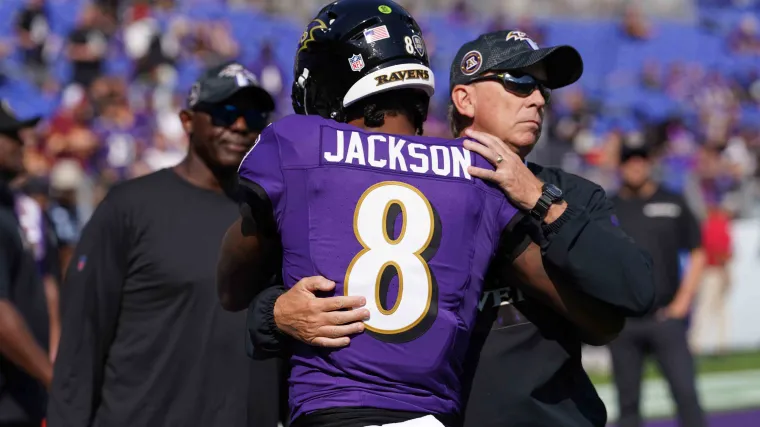 Los Ravens persiguen al ala cerrada agente libre lesionado para ayudar a los Browns, Lamar Jackson