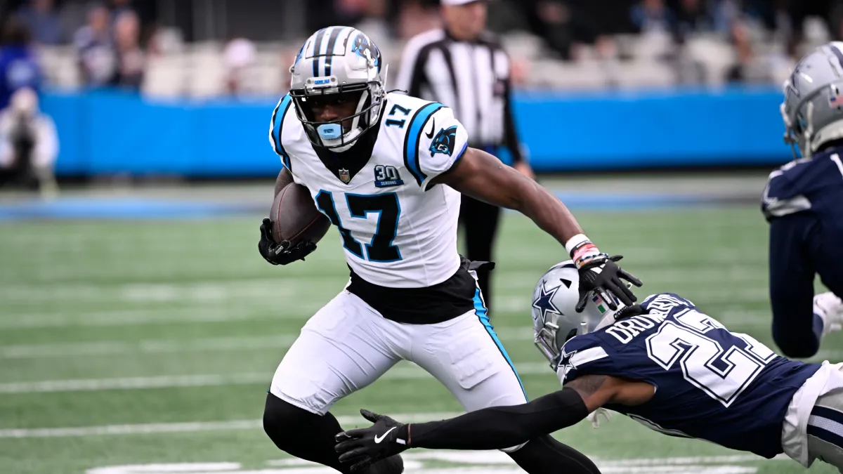 Panthers Xavier Leggett se está adaptando al campo de entrenamiento de la NFL