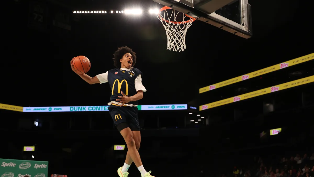 Michael Brown Jr. está listo para aceptar la presión que enfrentan los Nets en una reconstrucción