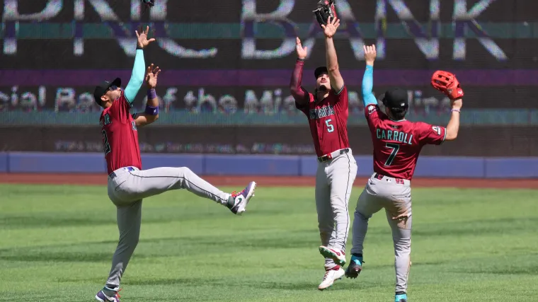 El novato de los Diamondbacks, José Fernández, hace historia en la MLB y conecta dos jonrones en su debut