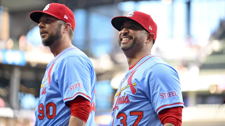 Los fanáticos de los St. Louis Cardinals se regocijan después de que el ex favorito de los fanáticos sea vinculado como próximo entrenador