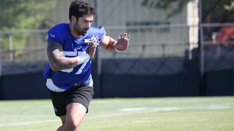 Los Browns revierten el movimiento con el agente libre de los Bills, AJ Epenesa