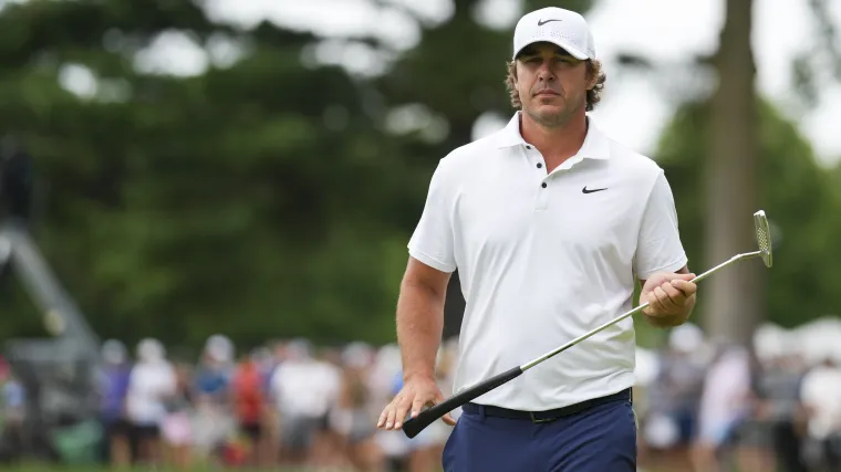 Por qué Brooks Koepka dejó LIV Golf y qué castigos del PGA Tour vendrán cuando regrese