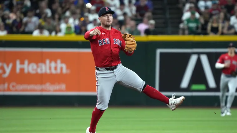 La propuesta comercial de los Medias Rojas daría otra estrella, pero no resolvería el problema de Alex Bregman