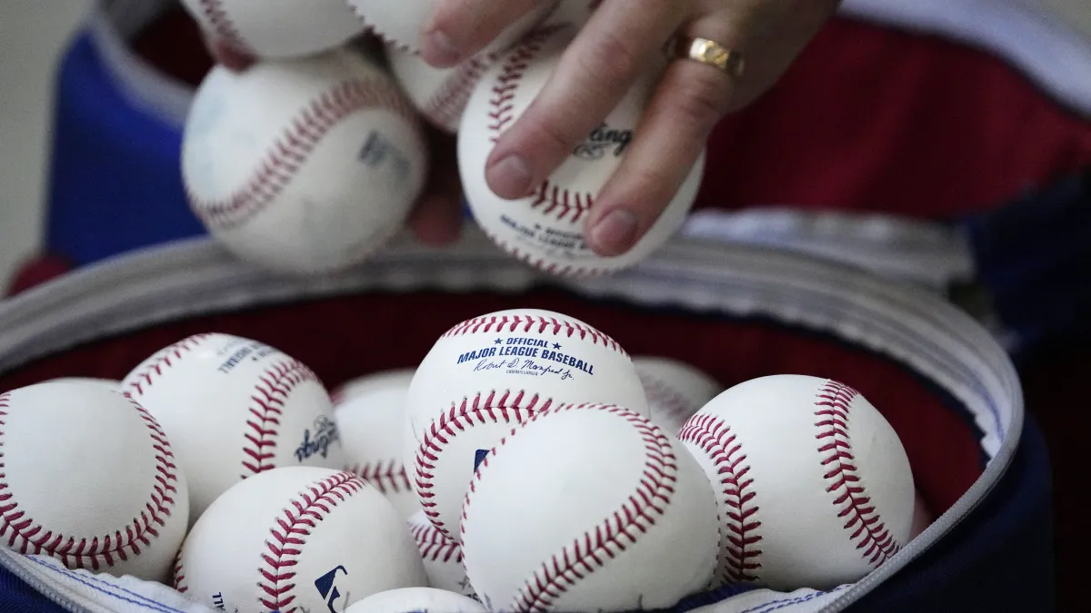 Por qué Dylan Carey no fue seleccionado en el Draft de la MLB a pesar de ganar el premio de béisbol de la NCAA al mejor campocorto en Nebraska