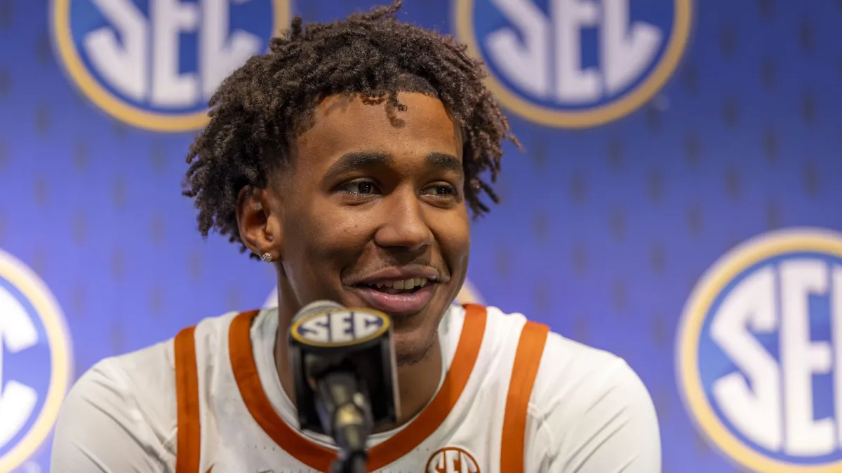 ¿Quién es Dylan Swain? La selección del draft de los Bulls es un impresionante tardío con un viaje muy recorrido