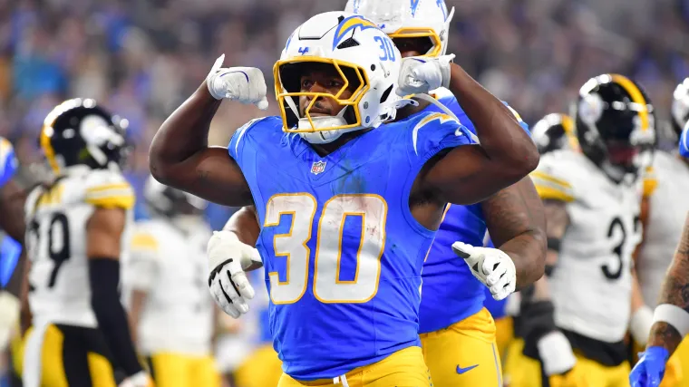 ¿Juega Kimani Vidal hoy? Última actualización sobre lesiones, inicio de la semana 17 o consejo para no participar