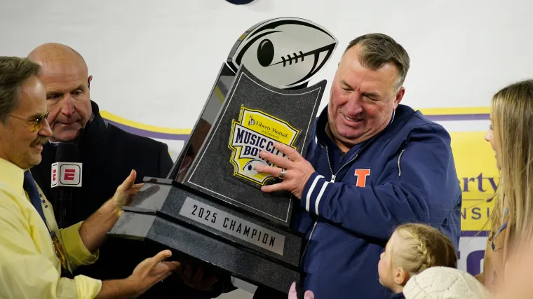 Bret Bielema de Illinois logra un hito impensable en el Music City Bowl vs. Tennessee