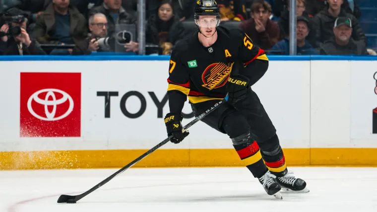 La búsqueda de intercambio de Tyler Myers de los Red Wings puede haber sido golpeada por los Canucks