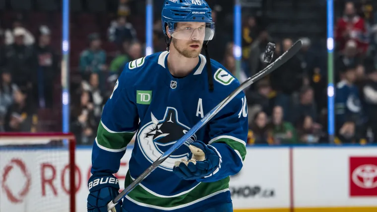 Los Canucks crearon el mismo problema al intercambiar a Elias Peterson y Conor Garland.