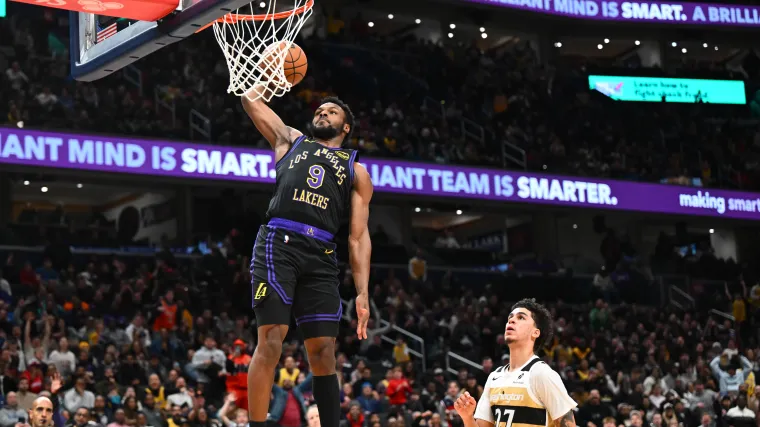 Por qué Brony James no jugará esta noche para los Lakers con noticias de lesiones