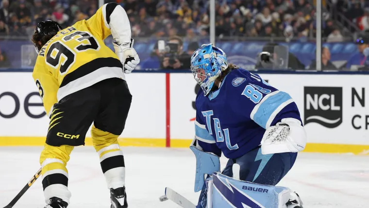 Batalla de porteros Bruins-Lightning: por qué Jeremy Swayman y Andrei Vasilevskiy se enfrentaron en el juego Stadium Series.