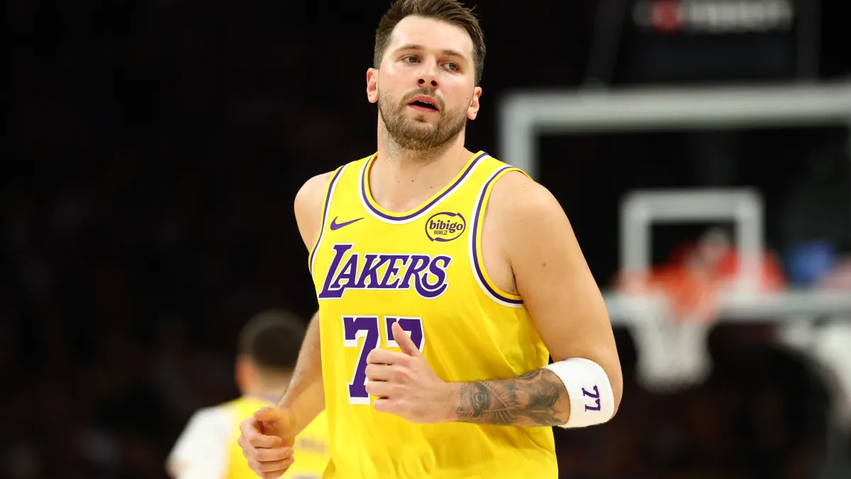 Se espera que los Lakers realicen un intercambio de 87,5 millones de dólares que alterará el techo por la estrella defensiva del Thunder y campeón de la NBA.