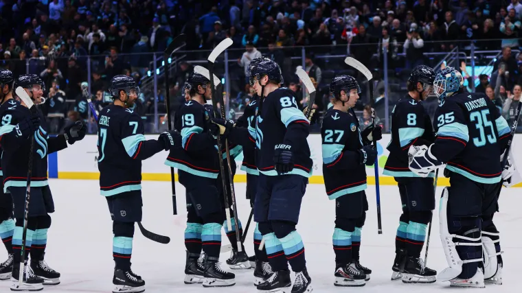 La estrella de Kraken Sign de 3,2 millones de dólares está lejos de ser un compromiso universitario