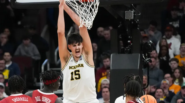 ¿Quién es el número 15 en Michigan? Conoce a Ade Mara, que tiene marca de 7-3 contra sus compañeros de Wolverine