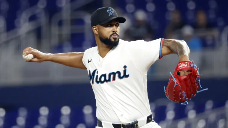 El as de los Marlins estaba angustiado por la derrota ante los Rojos.