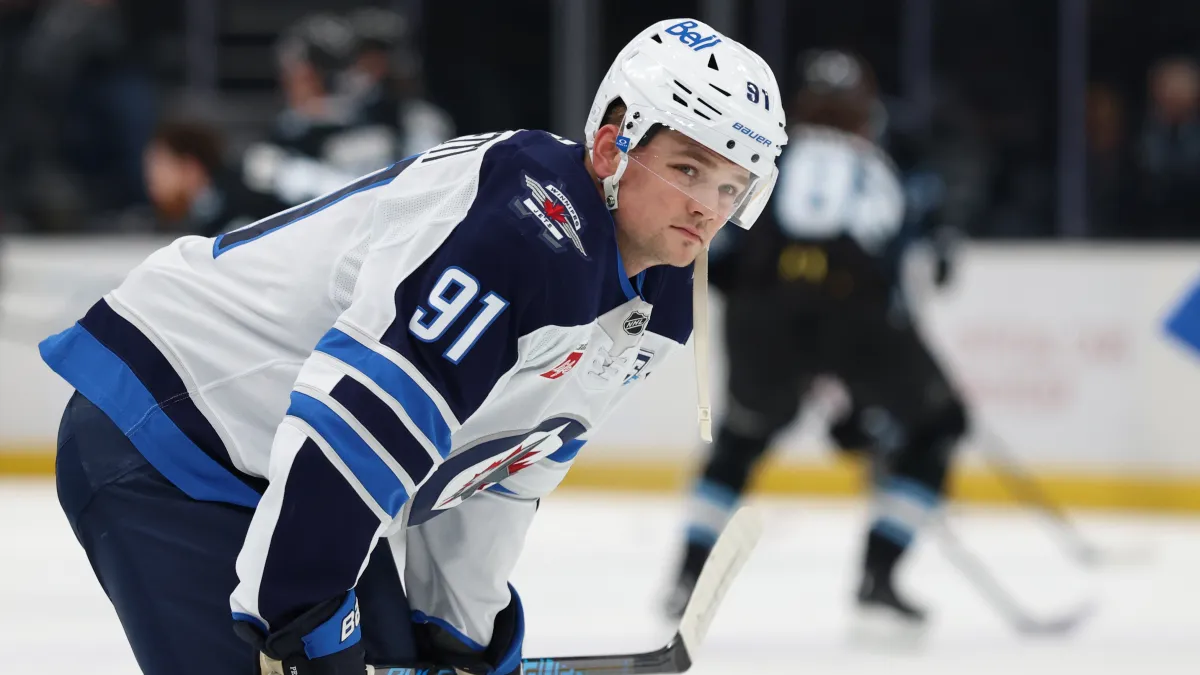 El movimiento de Cole Perfetti de los Jets podría ayudar a los Sabres a adquirir a Connor Hellebuyck